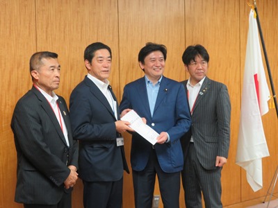 5月30日（水曜日）環境大臣政務官兼内閣府大臣政務官への重要施策提案・要望（東京都）の画像