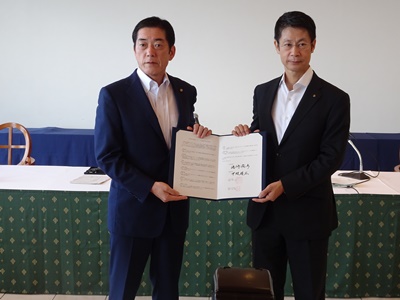 8月1日（水曜日）広島県等とのドクターヘリ広域連携に係る基本協定締結式（広島県）の画像