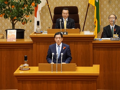 12月17日（月曜日）12月定例県議会閉会（県議会議事堂）の画像