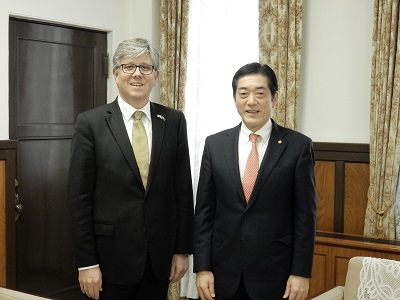 2月28日（木曜日）在大阪オーストラリア総領事らの訪問（県庁）の画像
