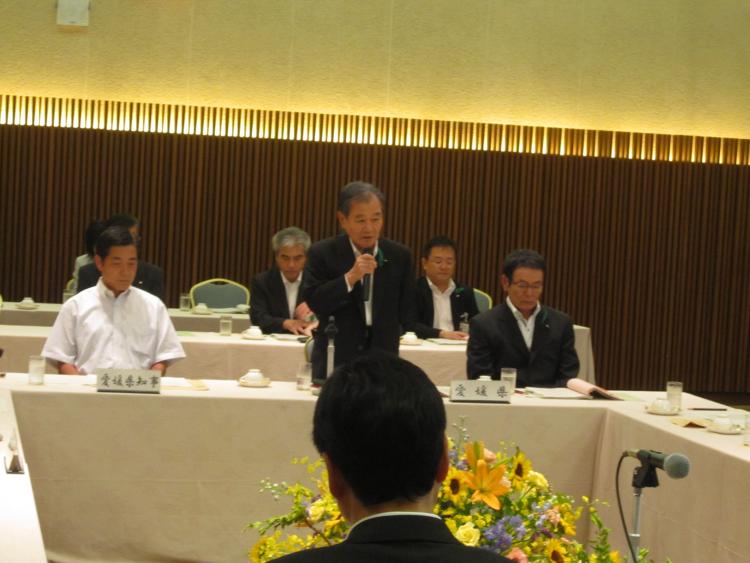 25四国4県正副議長会議松山2