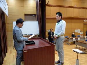 最優秀賞の表彰