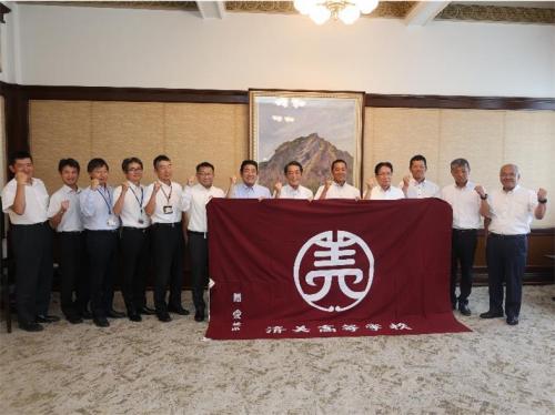 7月31日（木曜日）全国高等学校野球選手権大会出場校に対する県応援旗贈呈式（県庁）