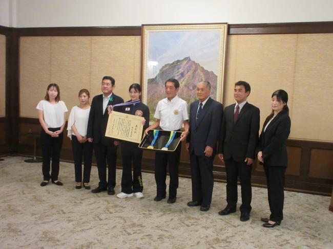 903②_愛顔のえひめ文化・スポーツ賞授与式（西本愛実選手）