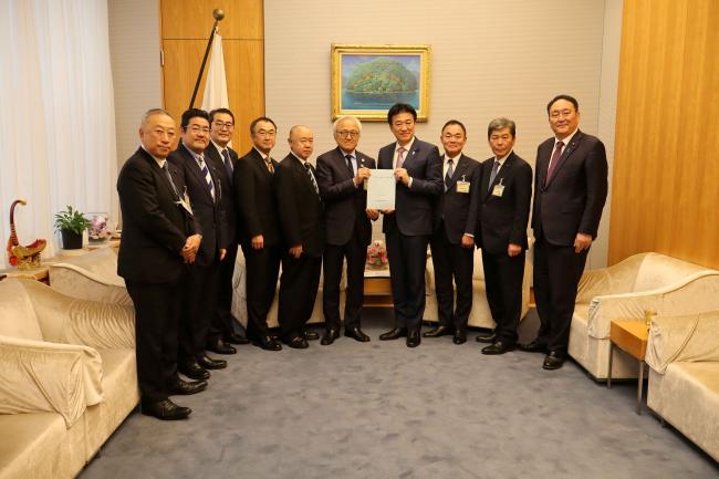 1031_全国都道府県議長会役員会要請活動4