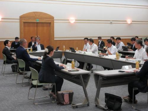 10月3日(金曜日)えひめ経済懇談会(県東予地方局)