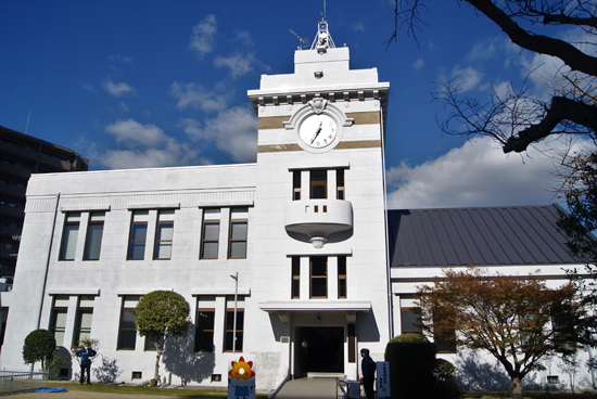 松山地方気象台庁舎の画像