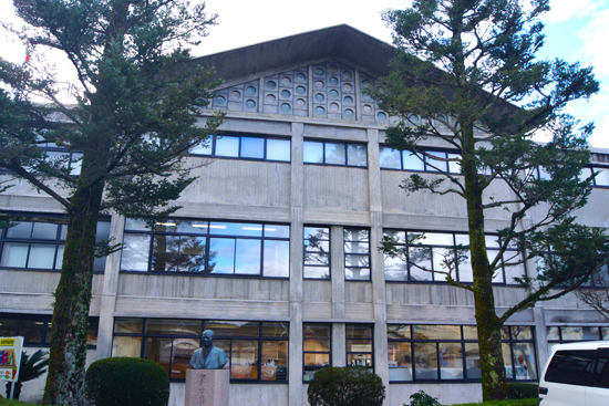 鬼北町庁舎の画像1