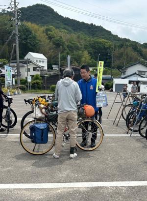 啓発活動中の様子