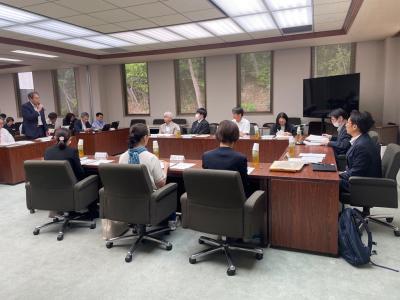 えひめチャレンジプラン推進懇話会の様子