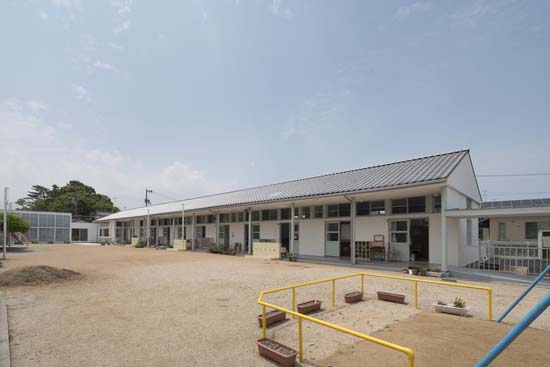 西条栄光教会礼拝堂ほか２件の画像4