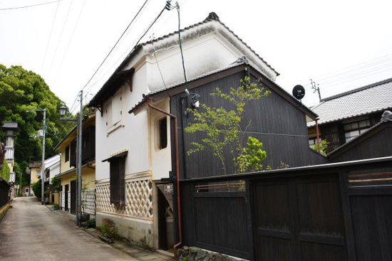 旧村上家住宅主屋ほか３件の画像3