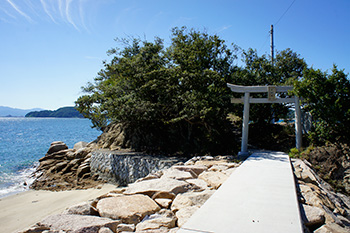 image:Benzaiten Shrine