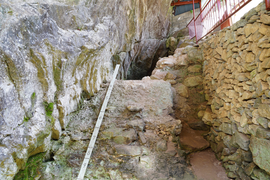 上黒岩岩陰遺跡の画像2