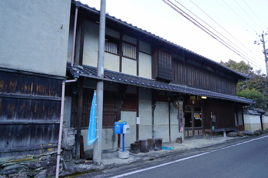 佐々木酒造主屋・煉瓦煙突の画像1