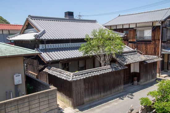 上弓削田坂家住宅主屋ほか２件の画像1